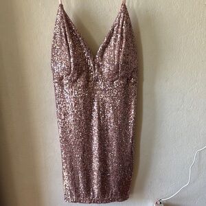 Elegant Sequin Dress in Rose Gold